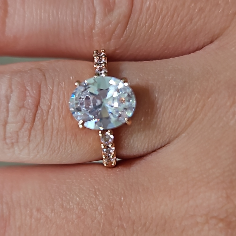 Cubic zirconia ring size 7.5
